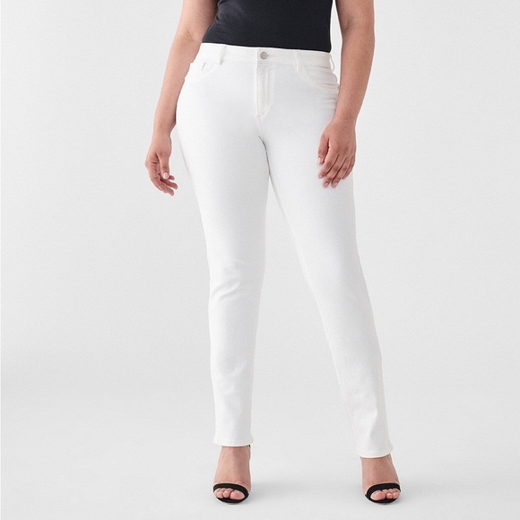 DL 1961 Coco Curvy Straight smart denim size 27 color milk (white) - Picture 1 of 9